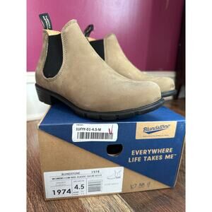 Blundstone Tan/Stone Short Leather Chelsea Boots Women's Size 7.5
